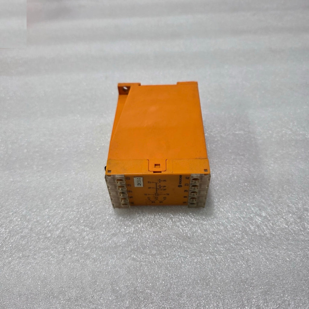 SCHLEICHER SSY12 ELECTRONIC INTERVAL TIME RELAY 110–127 VAC 1330756-466