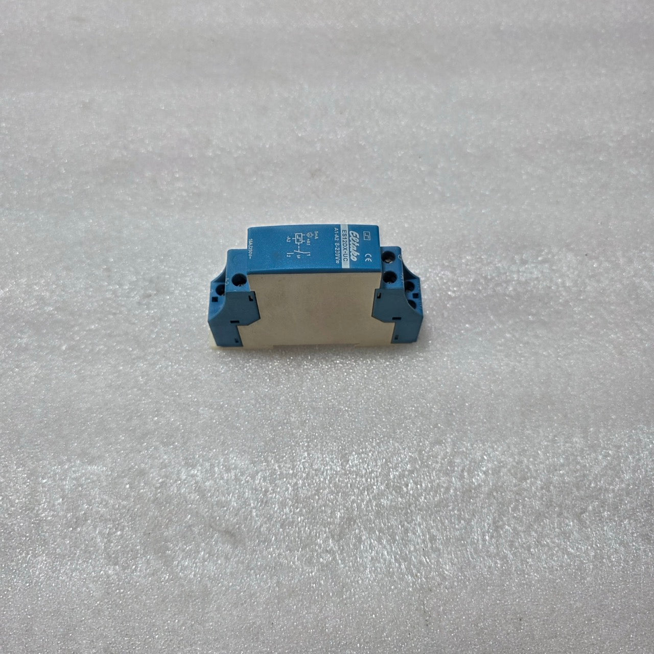 ELTAKO ES12DX-UC IMPULSE / LATCHING RELAY 8–230 V AC / DC