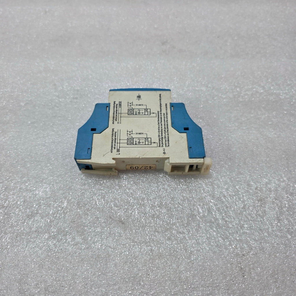 ELTAKO ES12DX-UC IMPULSE / LATCHING RELAY 8–230 V AC / DC
