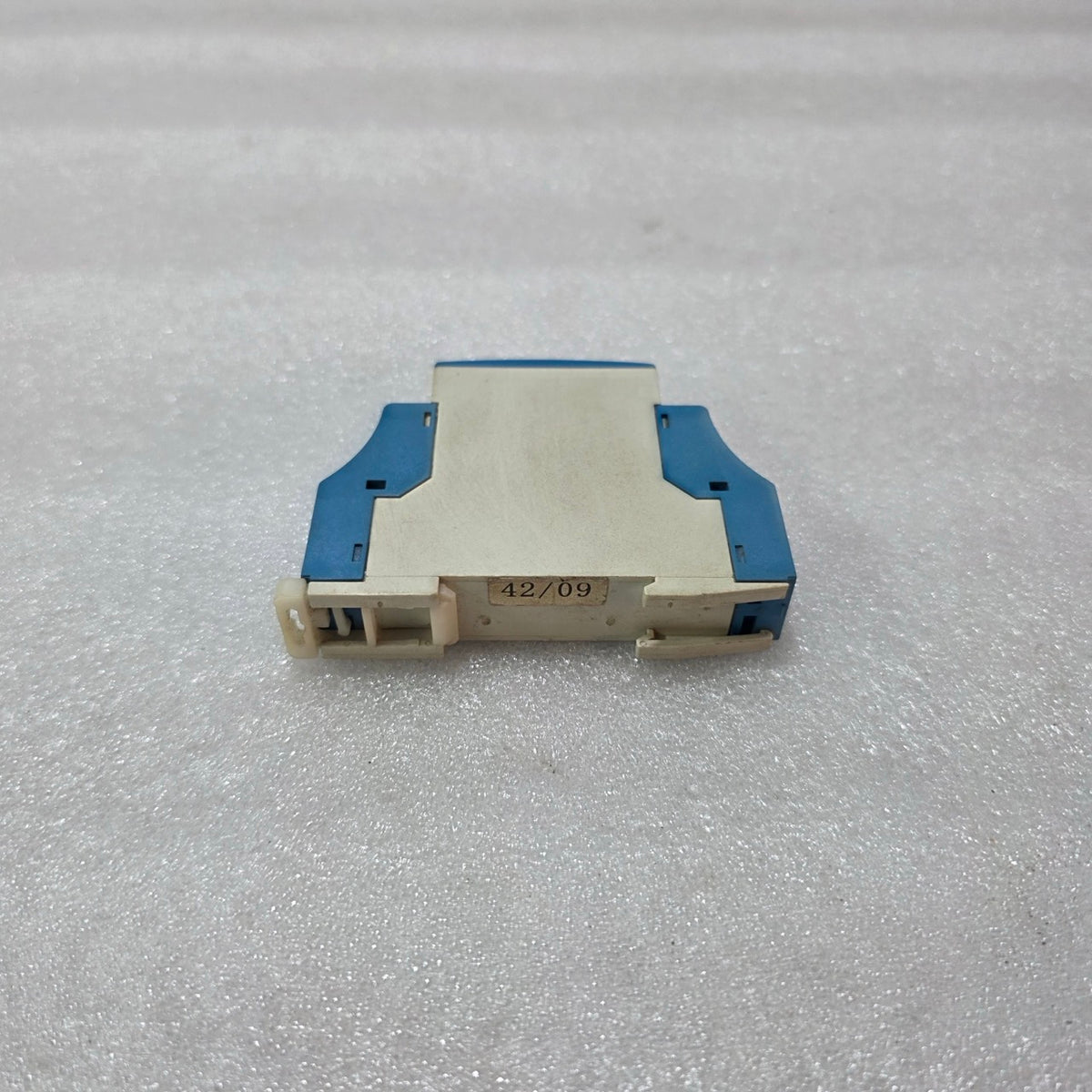 ELTAKO ES12DX-UC IMPULSE / LATCHING RELAY 8–230 V AC / DC