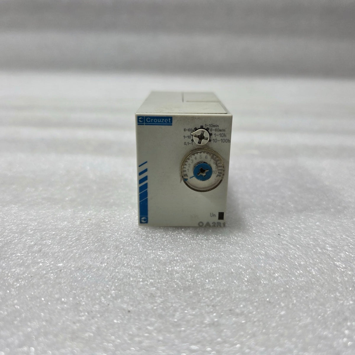 CROUZET OA2R1 MULTI-RANGE TIME DELAY RELAY 88867215 0.1S–100H 24–240V AC/DC