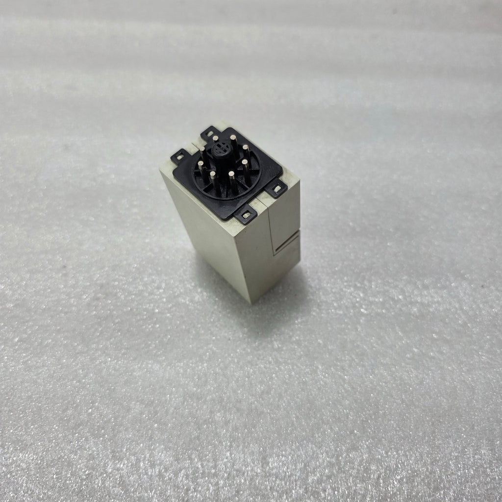 CROUZET OA2R1 MULTI-RANGE TIME DELAY RELAY 88867215 0.1S–100H 24–240V AC/DC