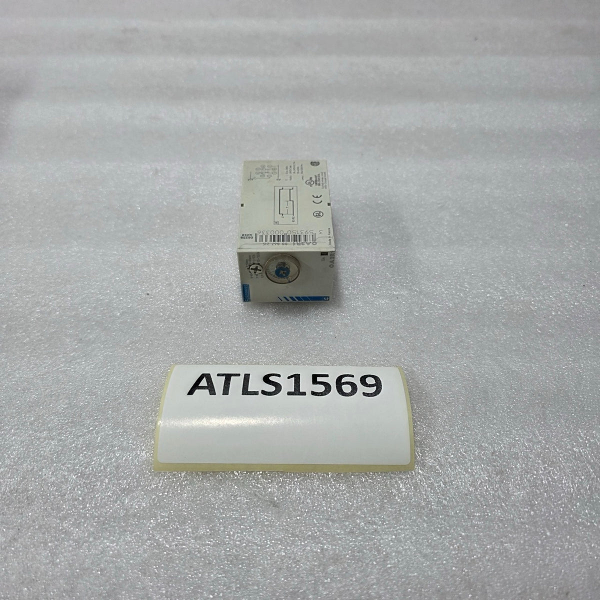 CROUZET OA2R1 MULTI-RANGE TIME DELAY RELAY 88867215 0.1S–100H 24–240V AC/DC
