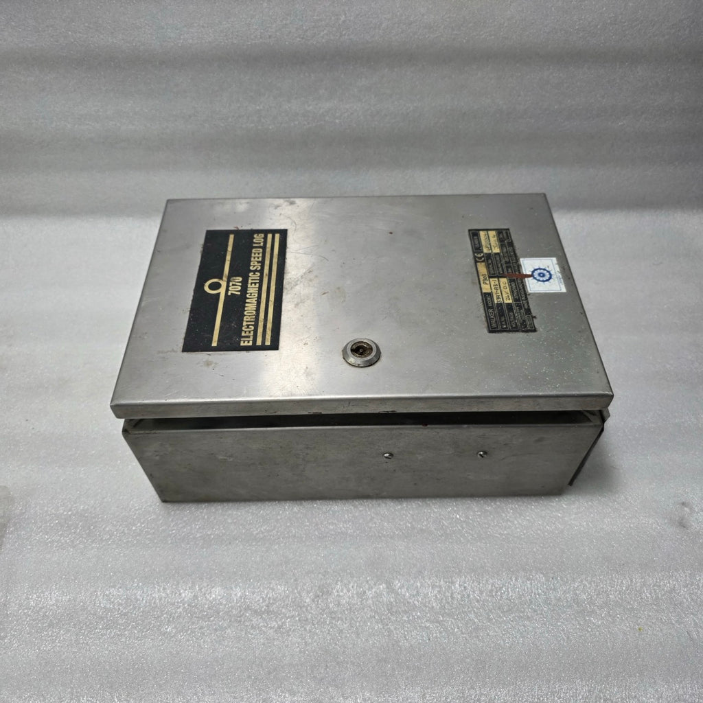 WALKER 7070 ELECTROMAGNETIC SPEED LOG CONTROL UNIT P303 MARINE NAVIGATION SYSTEM