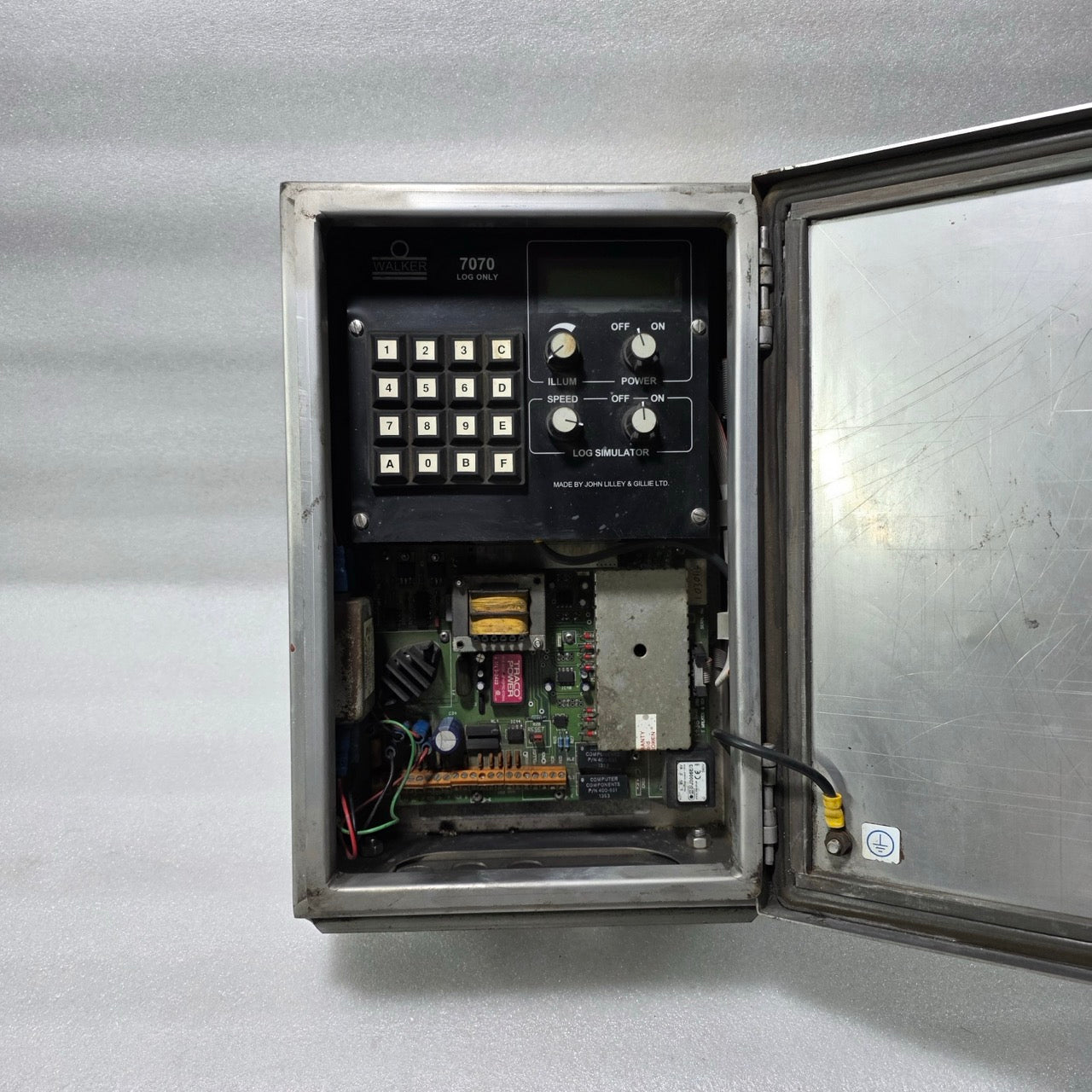 WALKER 7070 ELECTROMAGNETIC SPEED LOG CONTROL UNIT P303 MARINE NAVIGATION SYSTEM
