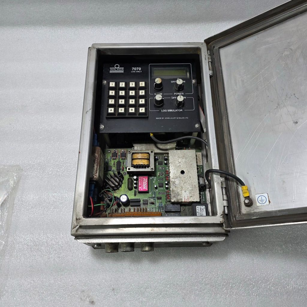 WALKER 7070 ELECTROMAGNETIC SPEED LOG CONTROL UNIT P303 MARINE NAVIGATION SYSTEM