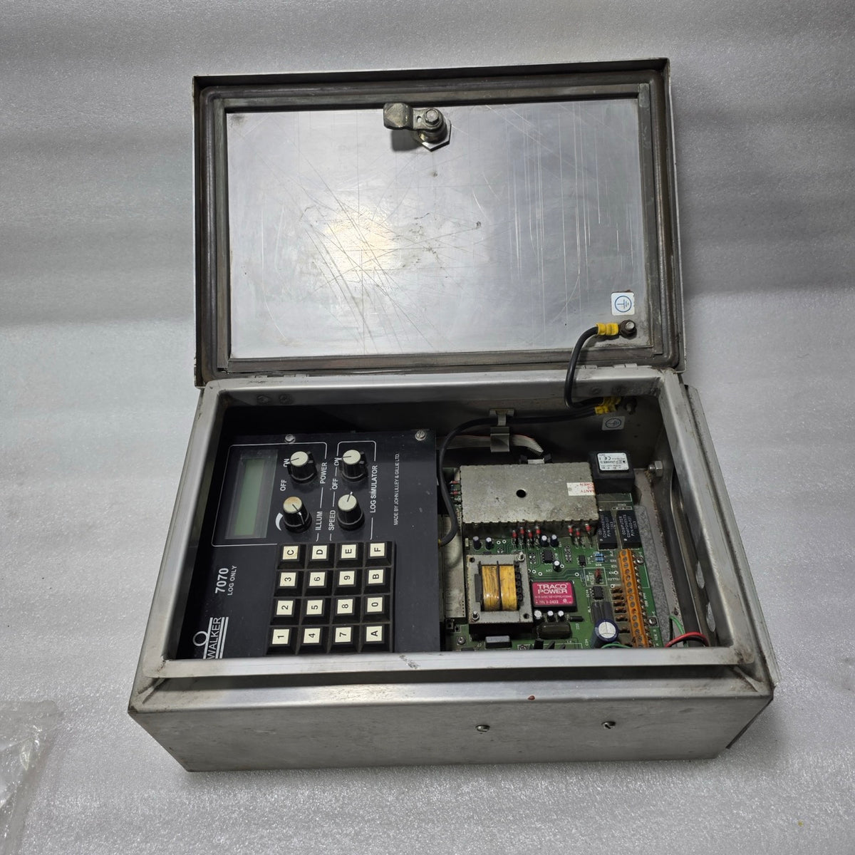 WALKER 7070 ELECTROMAGNETIC SPEED LOG CONTROL UNIT P303 MARINE NAVIGATION SYSTEM