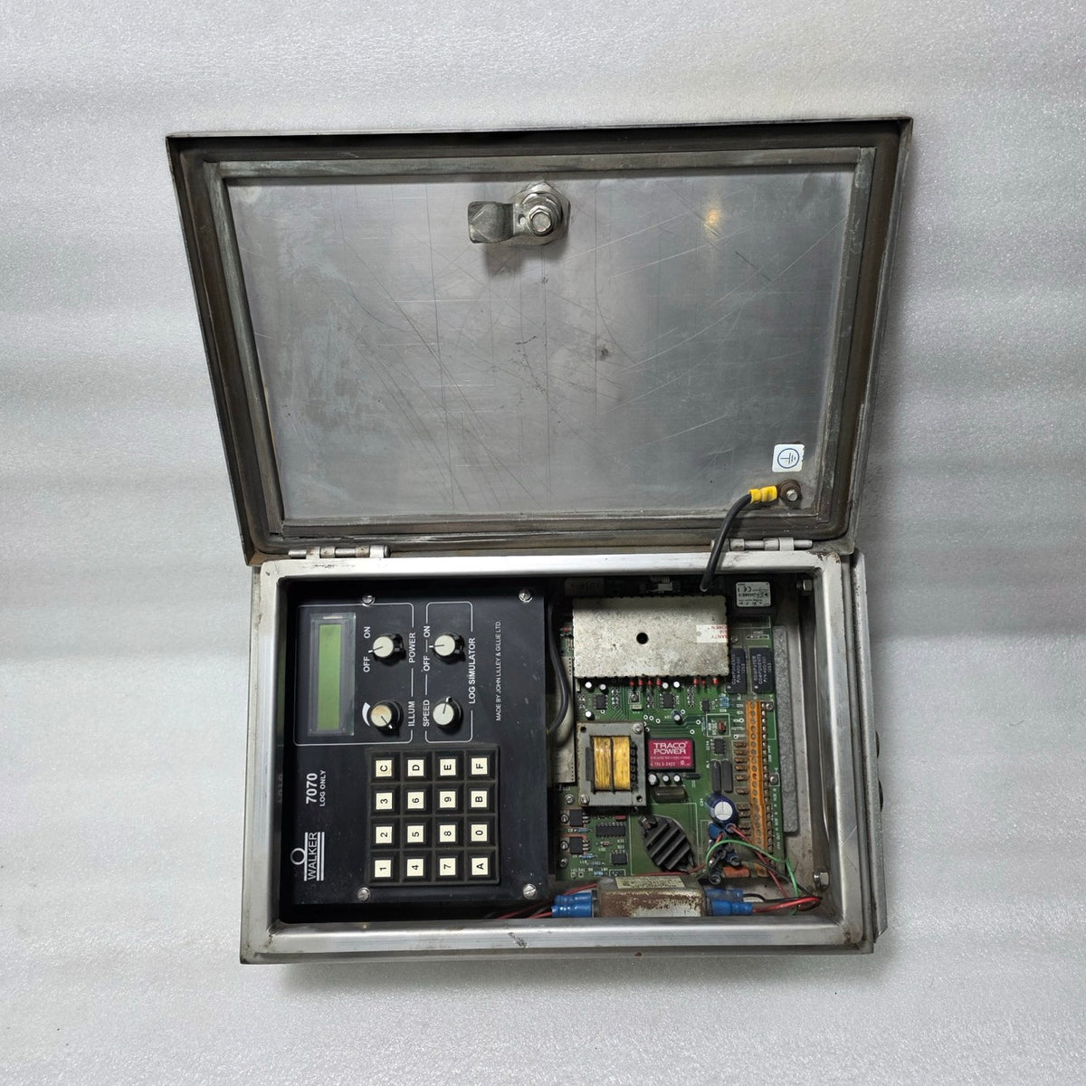 WALKER 7070 ELECTROMAGNETIC SPEED LOG CONTROL UNIT P303 MARINE NAVIGATION SYSTEM