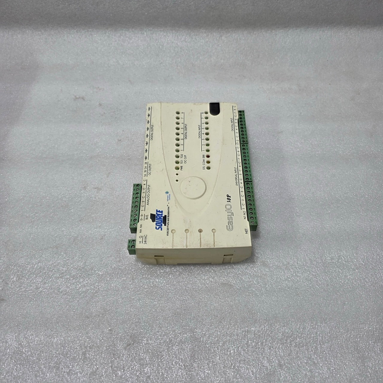 JOHNSON CONTROLS EASYIO 30P PROGRAMMABLE HVAC CONTROLLER WITH UNIVERSAL I/O  – 2