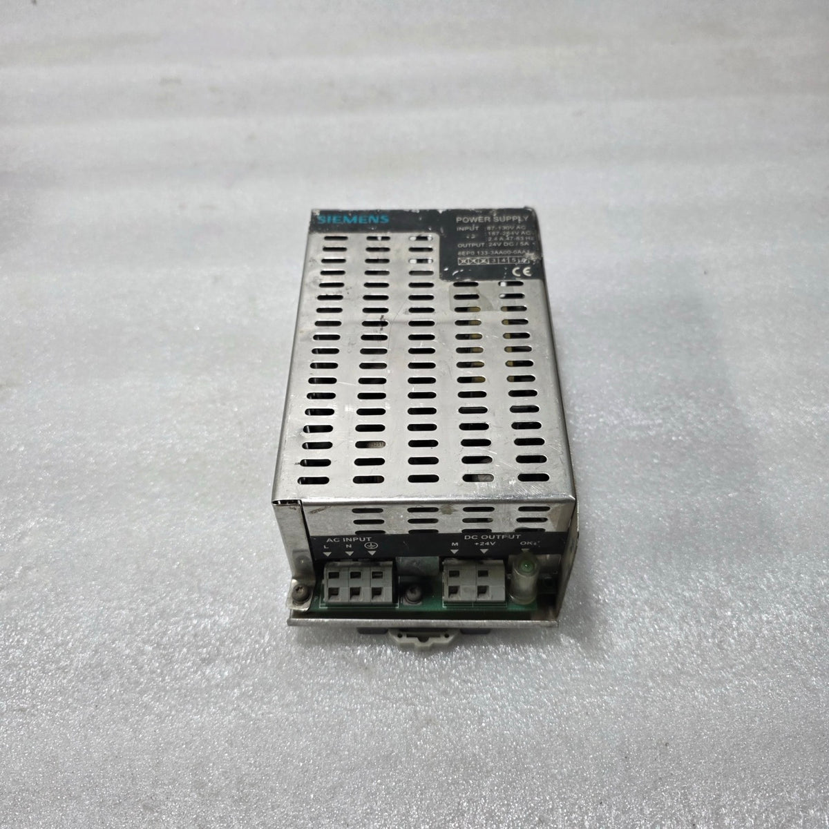 SIEMENS 6EP1333-3AA00 SITOP POWER SUPPLY | 24V DC 5A | 187–264V AC INPUT