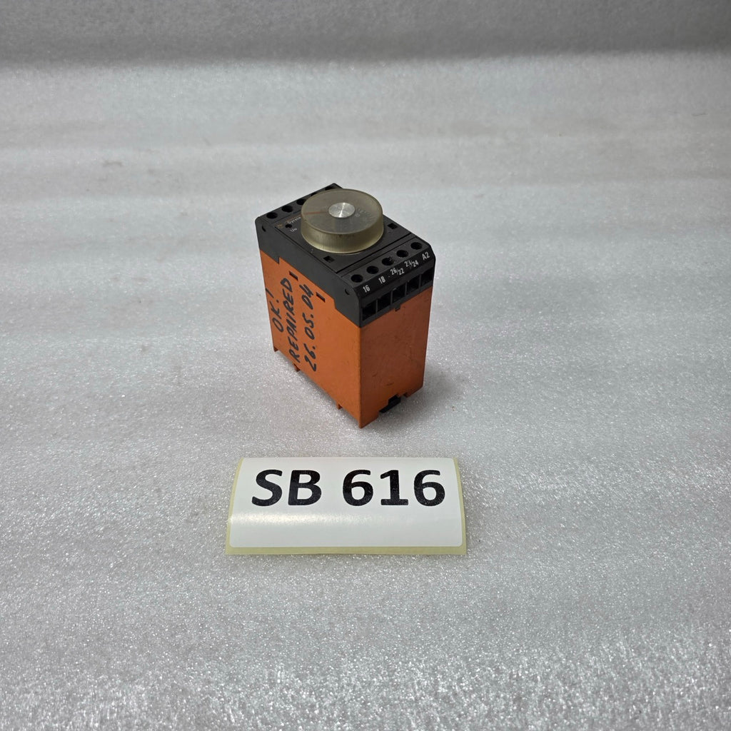 SYRELEC FAXR2.U TIME DELAY RELAY 220–240V AC 2 CHANGEOVER CONTACTS DIN RAIL MOUN
