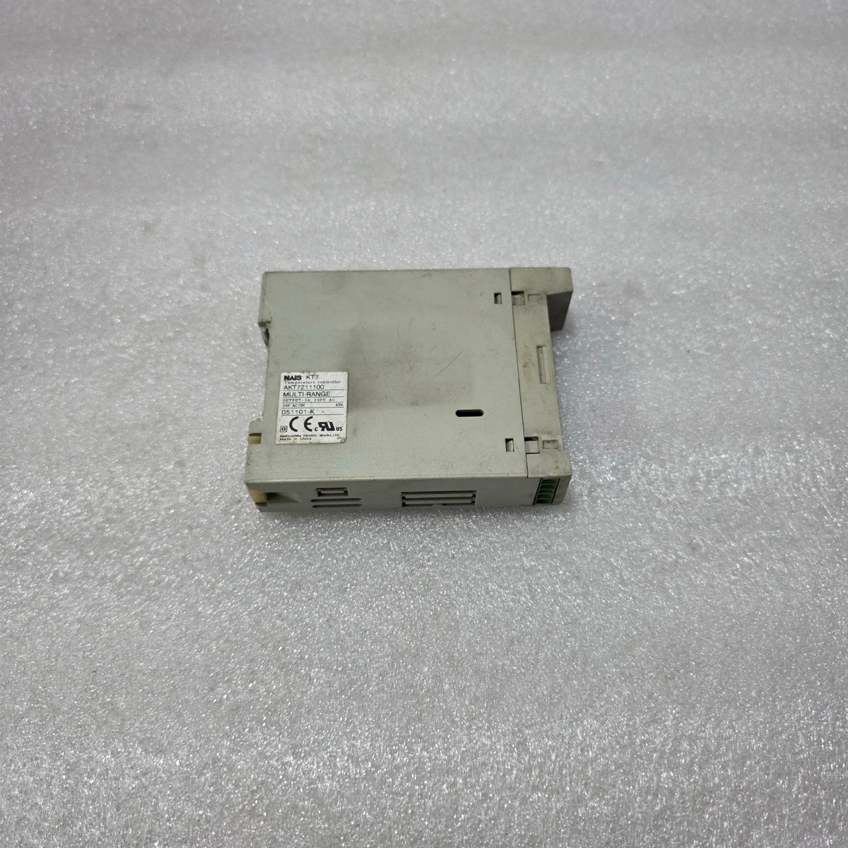 NAS KT7 AKT7211100 DIGITAL TEMPERATURE CONTROLLER 24–250V AC MULTI-RANGE PANEL M