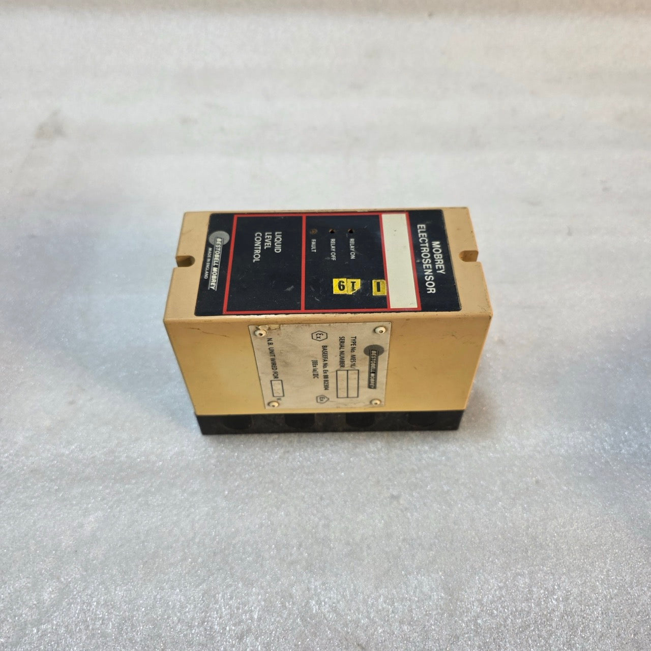 MOBREY MES1/L ELECTROSENSOR LIQUID LEVEL CONTROL RELAY MODULE
