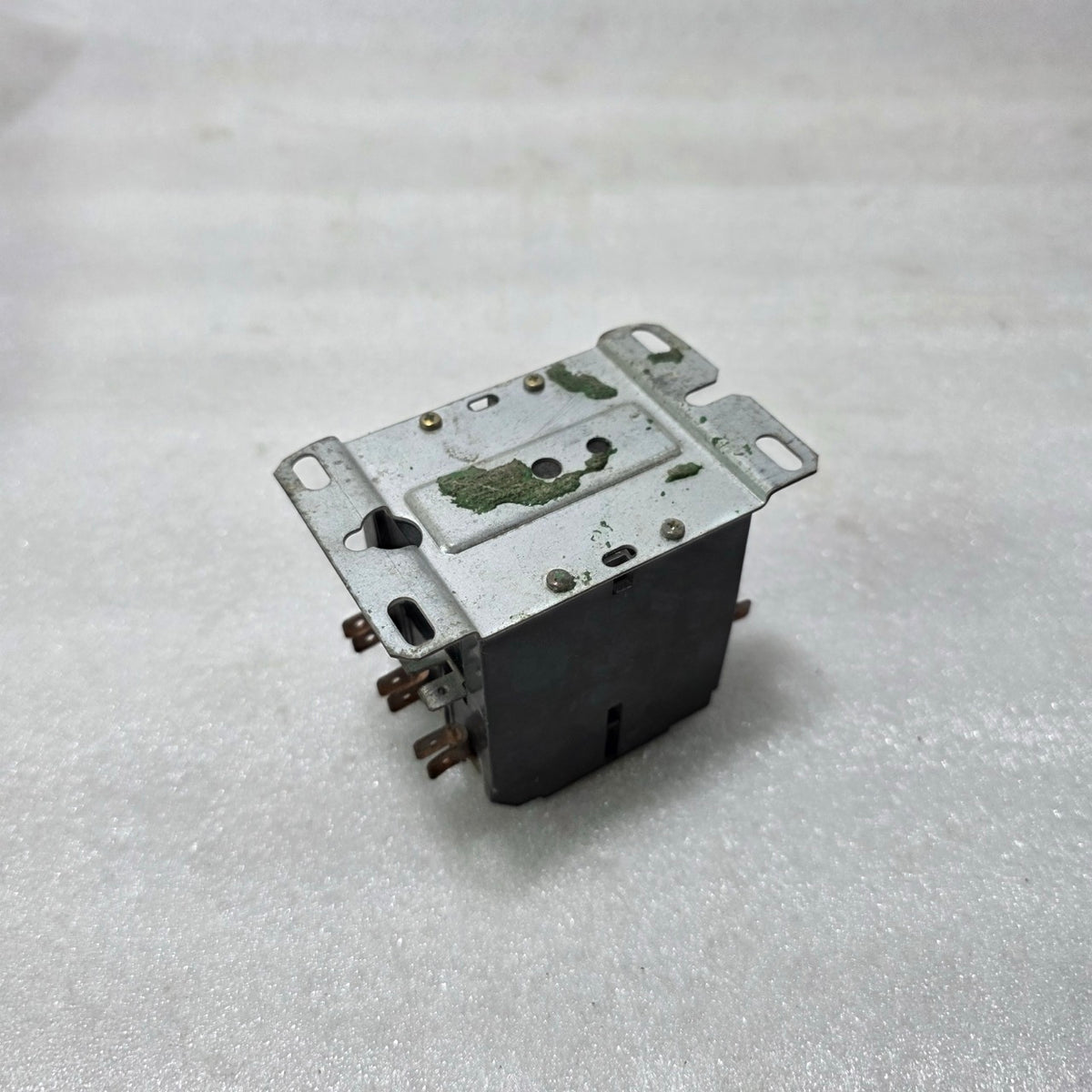 WHITE-RODGERS RBM TYPE 154 MOTOR STARTER / CONTACTOR 3-PHASE 600VAC 40 FLA 50 AM