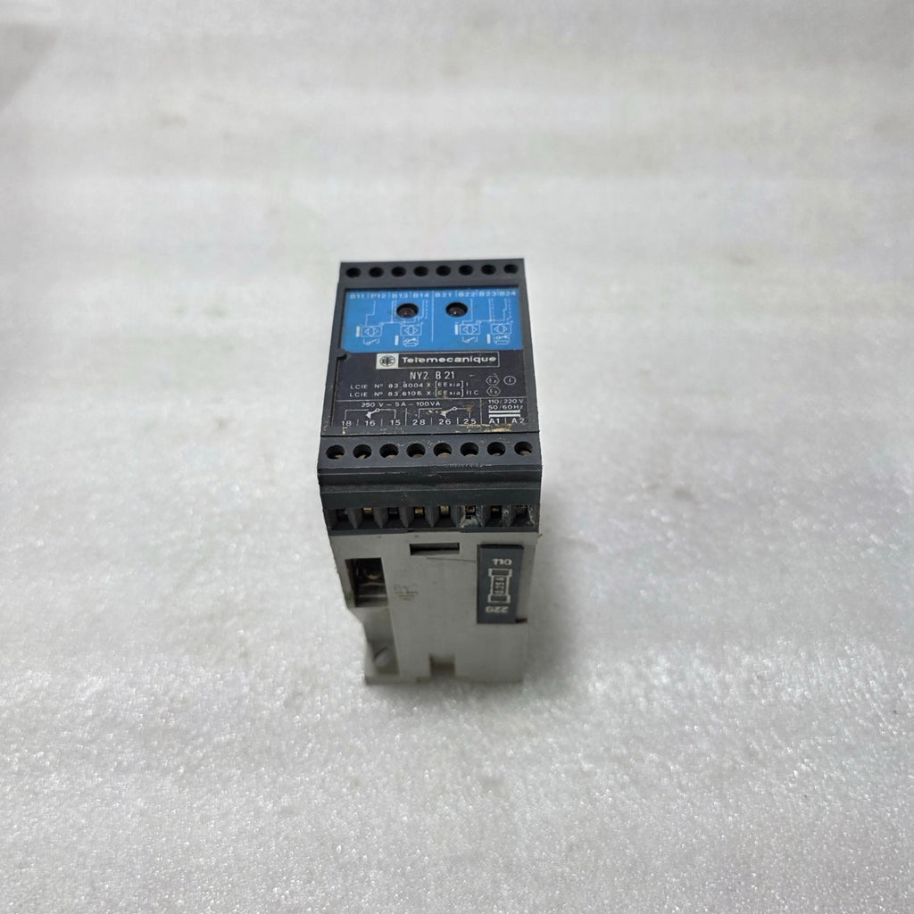 TELEMECANIQUE NY2 B21 INTRINSICALLY SAFE CONTROL RELAY MODULE | 110/220VAC 50/60