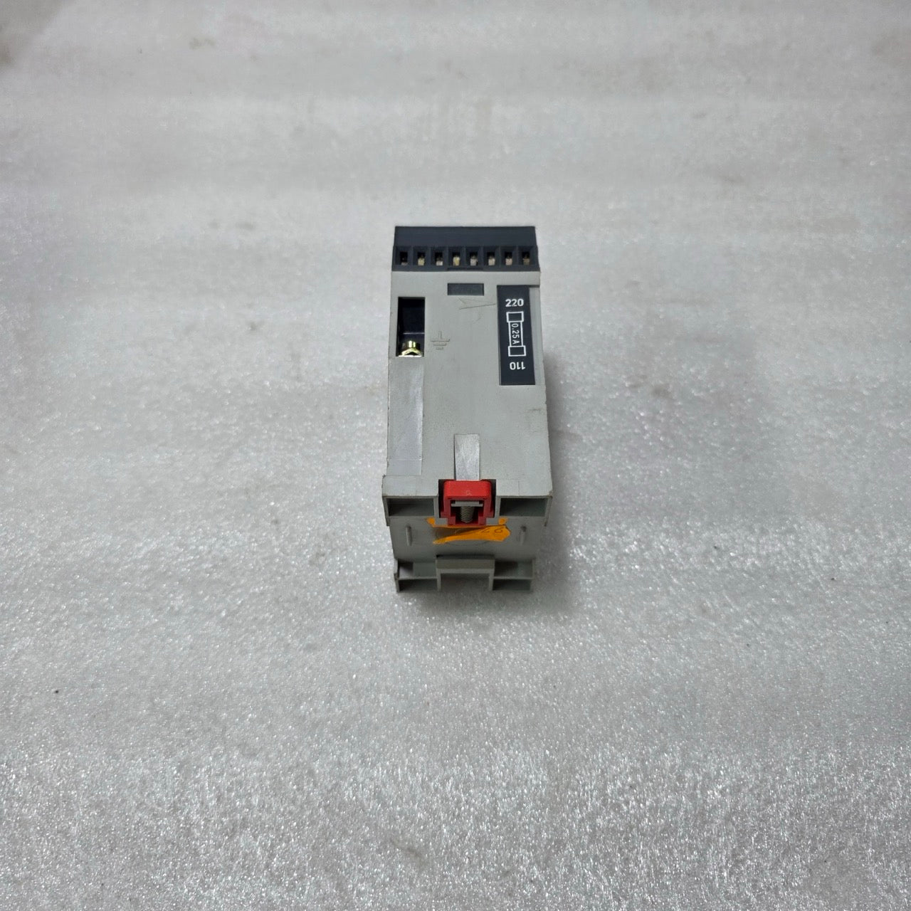 Telemecanique NY2 A21 Intrinsically Safe Barrier Relay NY2A21 110-220V AC