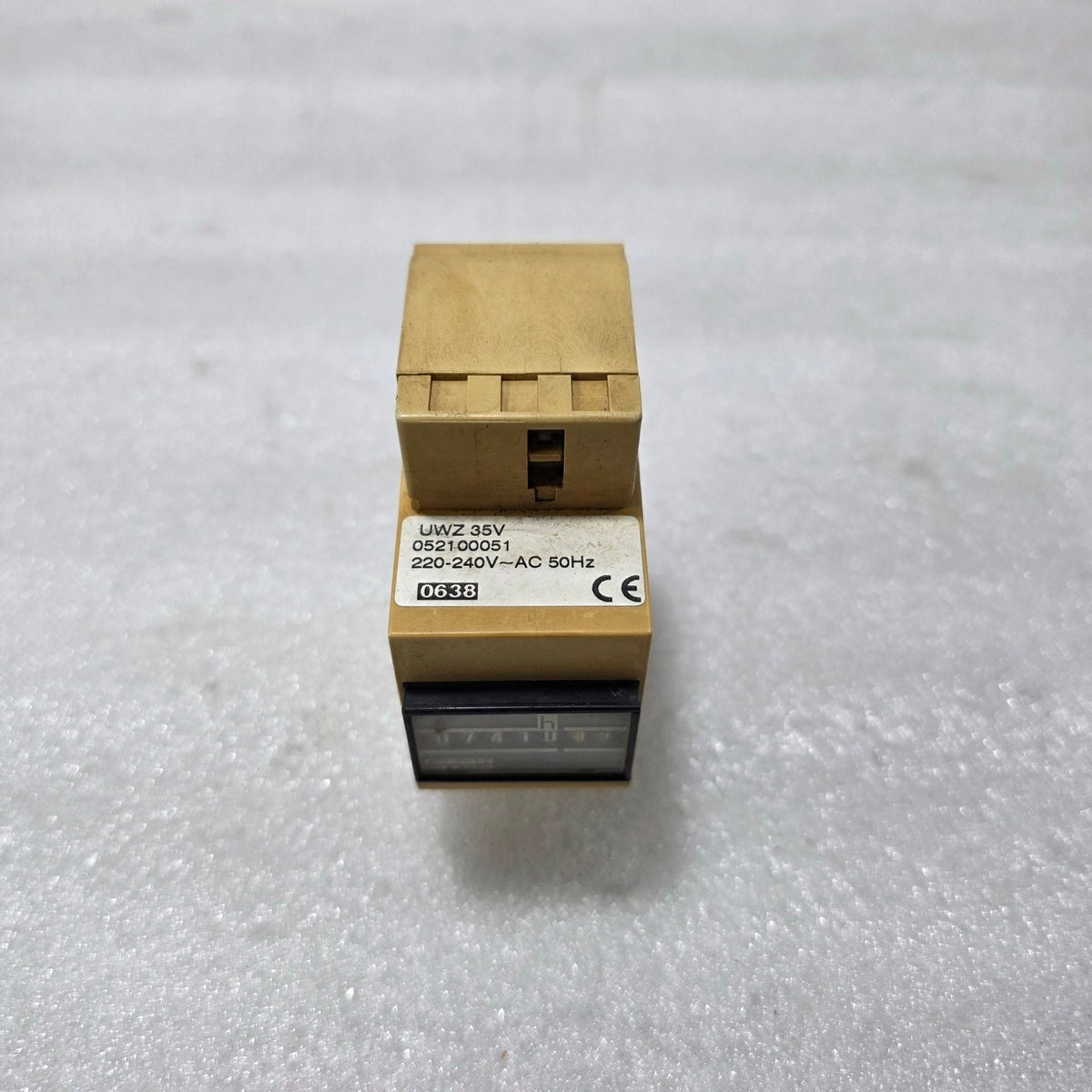 MERLIN GERIN UWZ 35V CONTROL MODULE WITH GRASSLIN HOUR COUNTER 220–240V AC