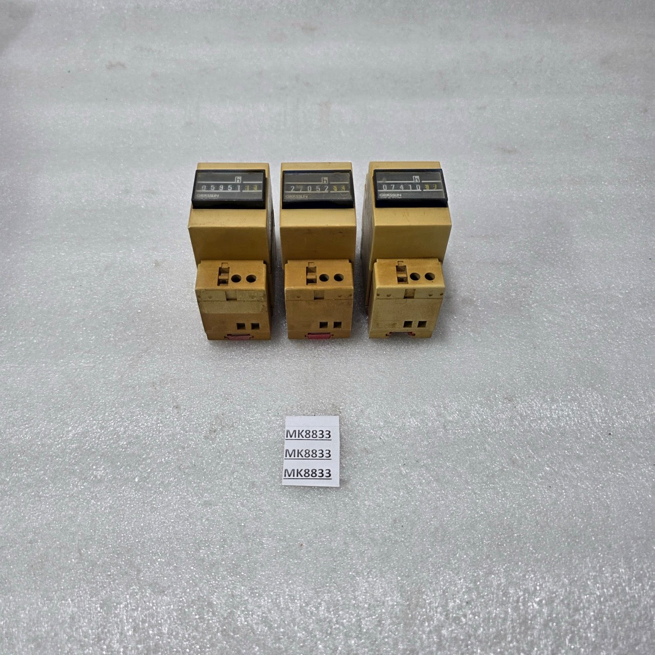 MERLIN GERIN UWZ 35V CONTROL MODULE WITH GRASSLIN HOUR COUNTER 220–240V AC
