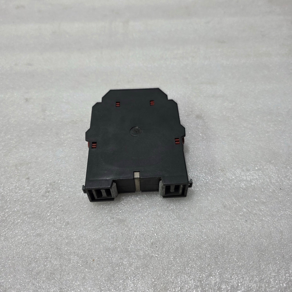ABB C461 GHC4610109R0004 DELAY-ON TIMER RELAY 9–180 MIN 110–240V AC/DC