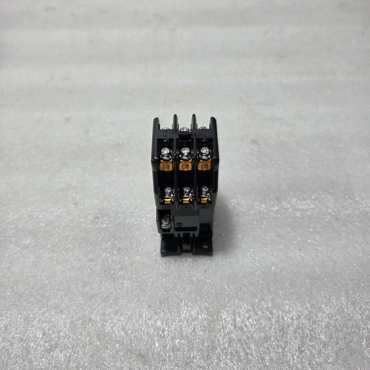 FUJI ELECTRIC SRC50-2U/X (3A3B) SAFETY RELAY MODULE 380-440V