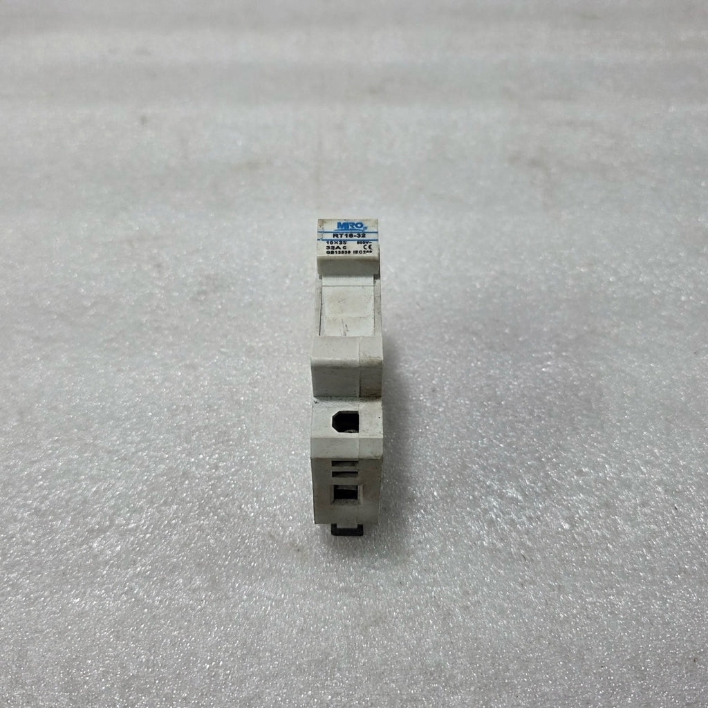 MRO RT18-32 10A 800V DIN RAIL FUSE HOLDER | 10×38 MM FUSE BASE