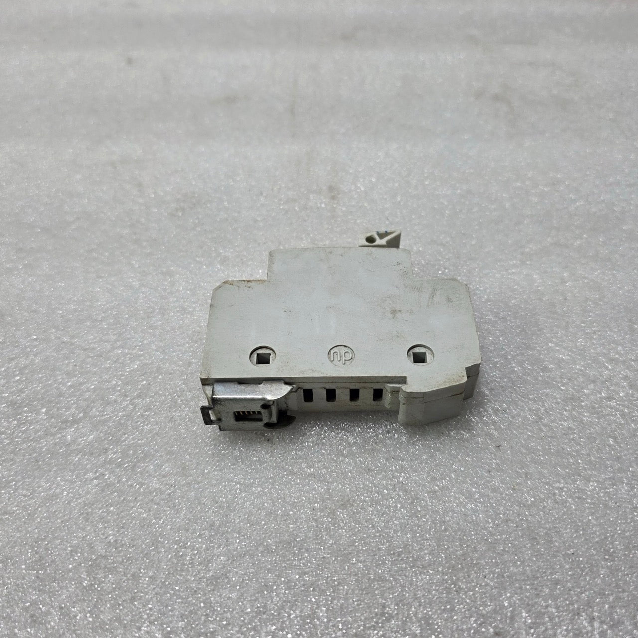 MRO RT18-32 10A 800V DIN RAIL FUSE HOLDER | 10×38 MM FUSE BASE