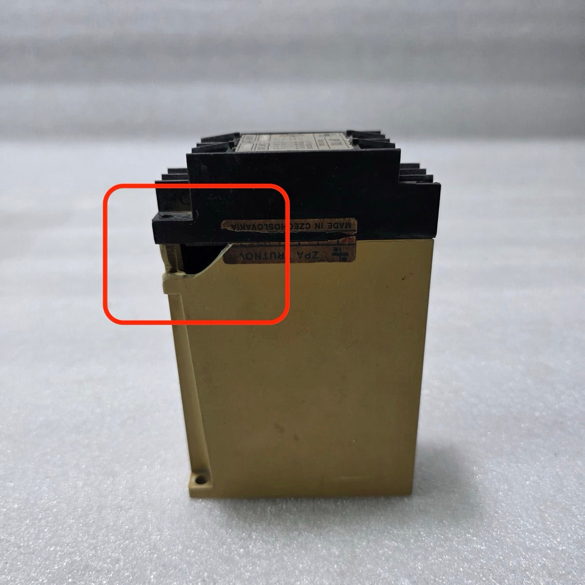 RP 701 ELECTROMECHANICAL RELAY 110V AC 4P 50HZ | ČSN 35 3402 BROKEN BODY