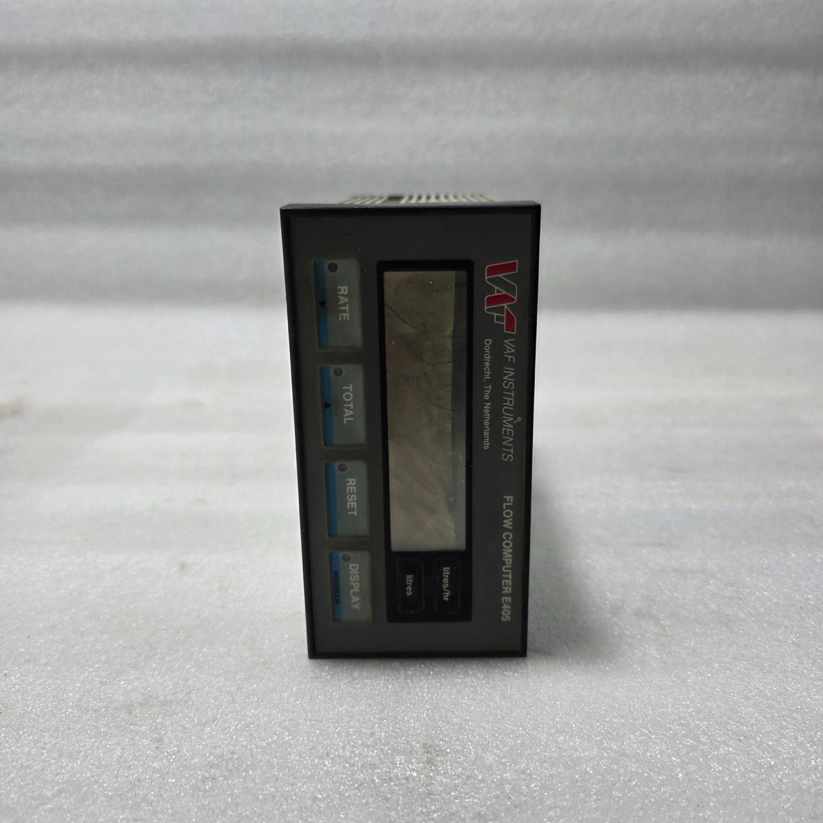 VAF INSTRUMENTS FLOW COMPUTER E405 DIGITAL FLOW INDICATOR