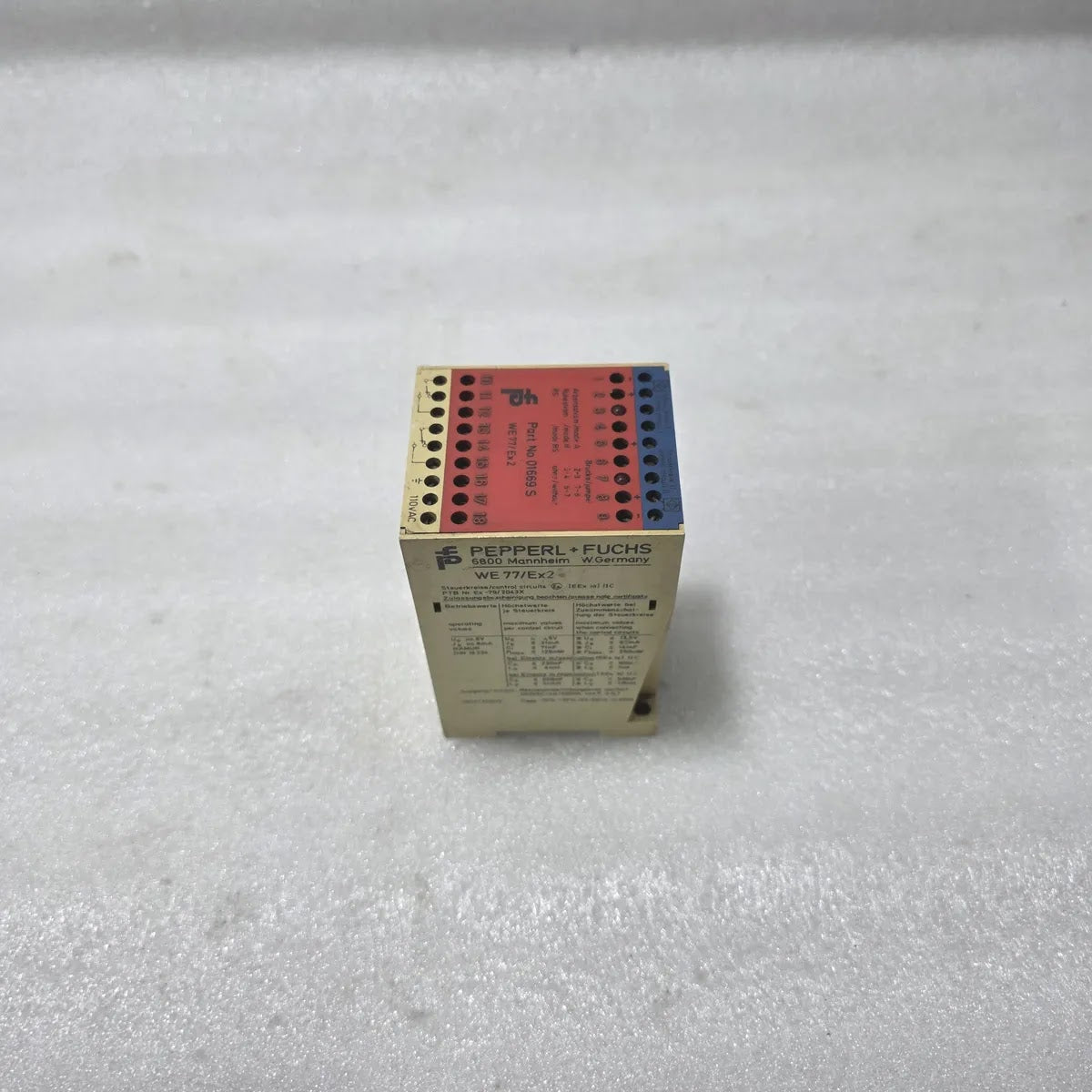 Pepperl+Fuchs WE 77/Ex2 01669 S Intrinsic Safety Relay 110VAC Pre-Owned