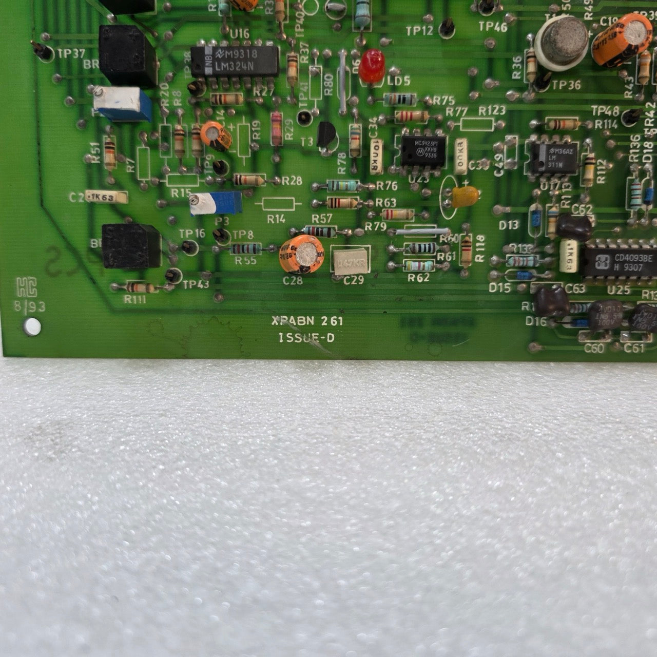 XPABN 261 ISSUE-D INDUSTRIAL CONTROL PCB HC 8/93 CIRCUIT BOARD