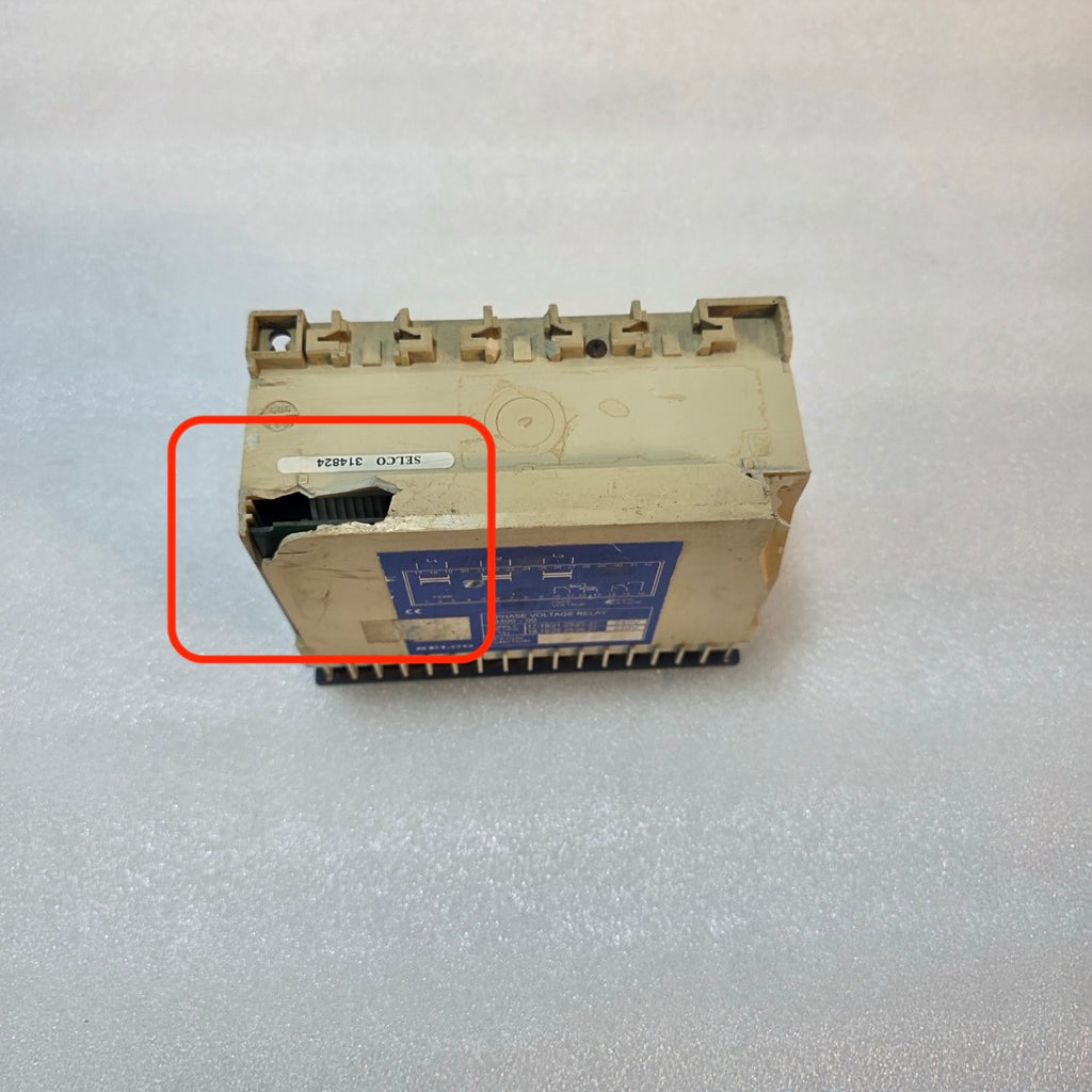SELCO T3300-00 3-PHASE VOLTAGE RELAY, 220–240V AC SUPPLY BODY BROKEN - WORKING