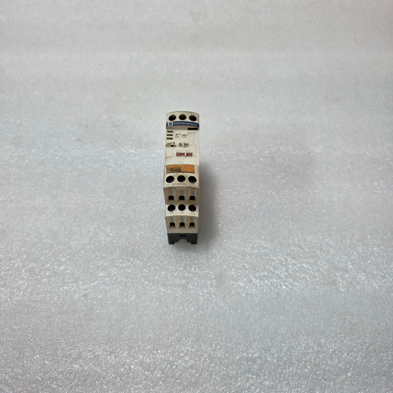 RE7TP13BU MULTI-RANGE TIME DELAY RELAY (0.05S–300H, 110–240VAC/24-42-48VAC-DC