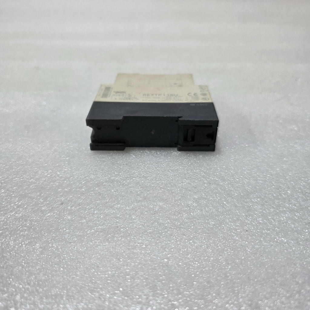 RE7TP13BU MULTI-RANGE TIME DELAY RELAY (0.05S–300H, 110–240VAC/24-42-48VAC-DC