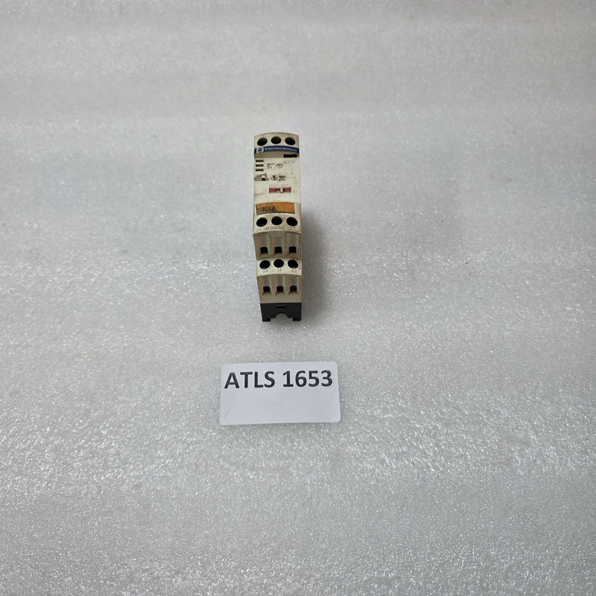 RE7TP13BU MULTI-RANGE TIME DELAY RELAY (0.05S–300H, 110–240VAC/24-42-48VAC-DC