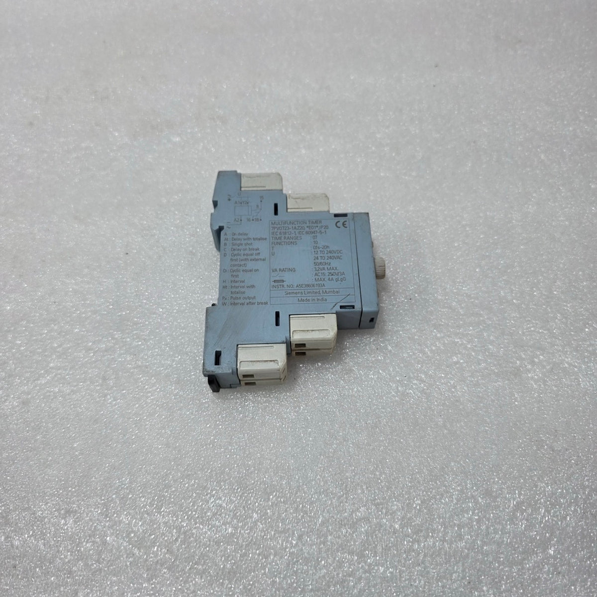 SIEMENS 7PV0723-1AZ20-0E1 MULTIFUNCTION TIMER RELAY, 12–240V AC/DC, IP20