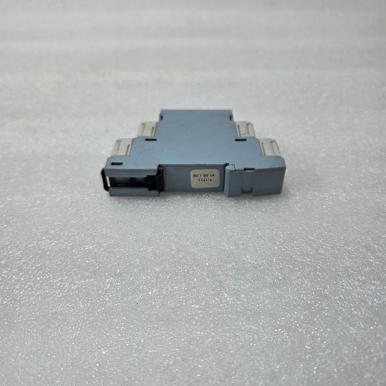 SIEMENS 7PV0723-1AZ20-0E1 MULTIFUNCTION TIMER RELAY, 12–240V AC/DC, IP20