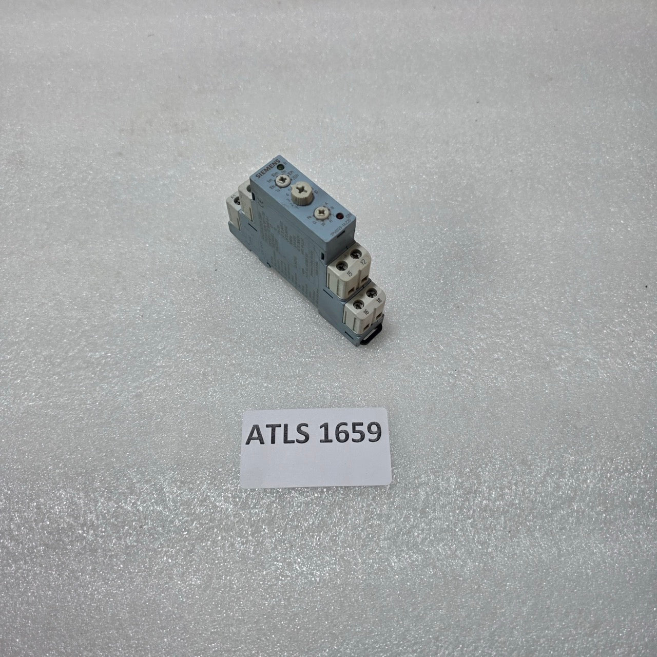 SIEMENS 7PV0723-1AZ20-0E1 MULTIFUNCTION TIMER RELAY, 12–240V AC/DC, IP20