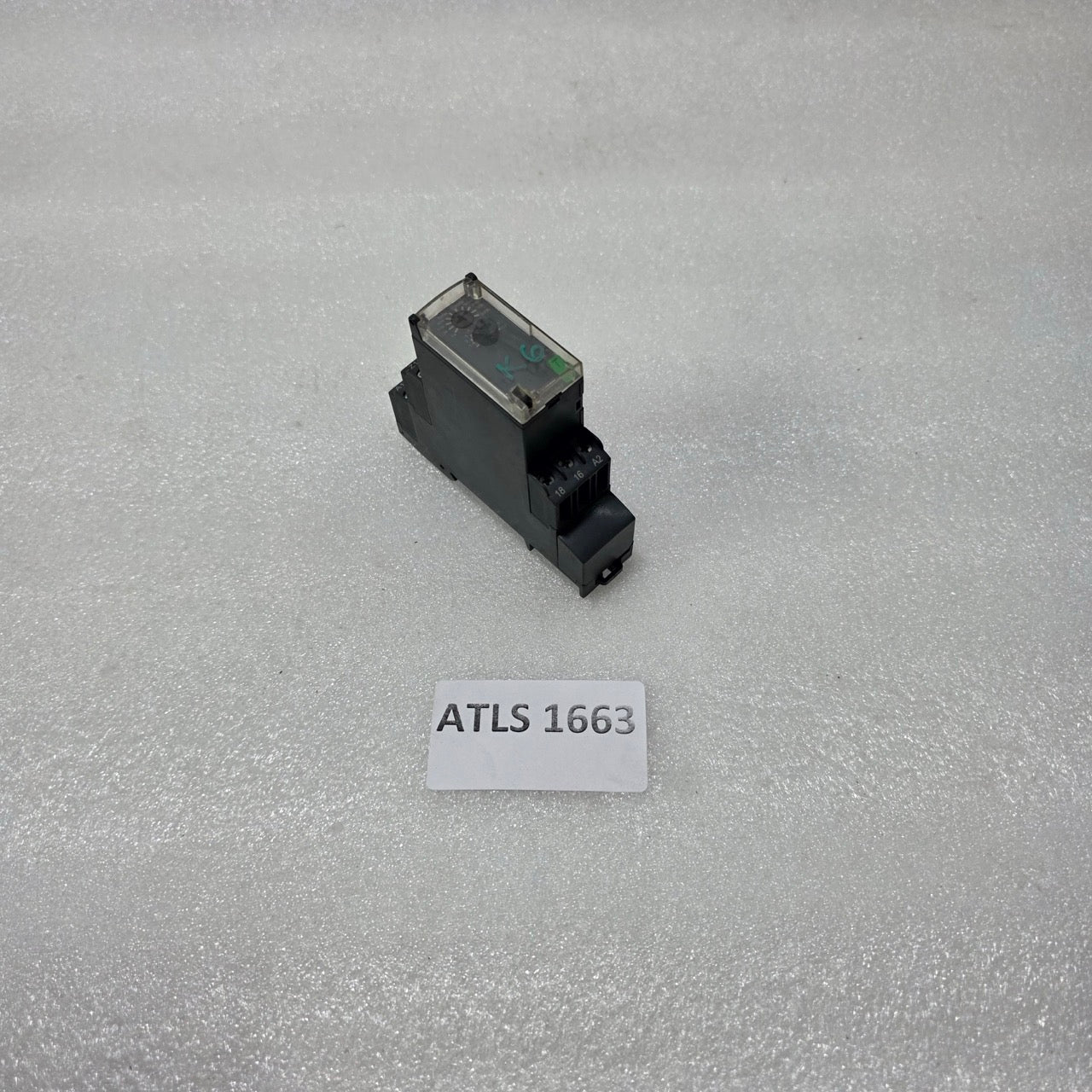 TELEMECANIQUE RE22R1CMR MULTIFUNCTION TIME RELAY, 0.05S–300H, 24–240V AC/DC, 8A