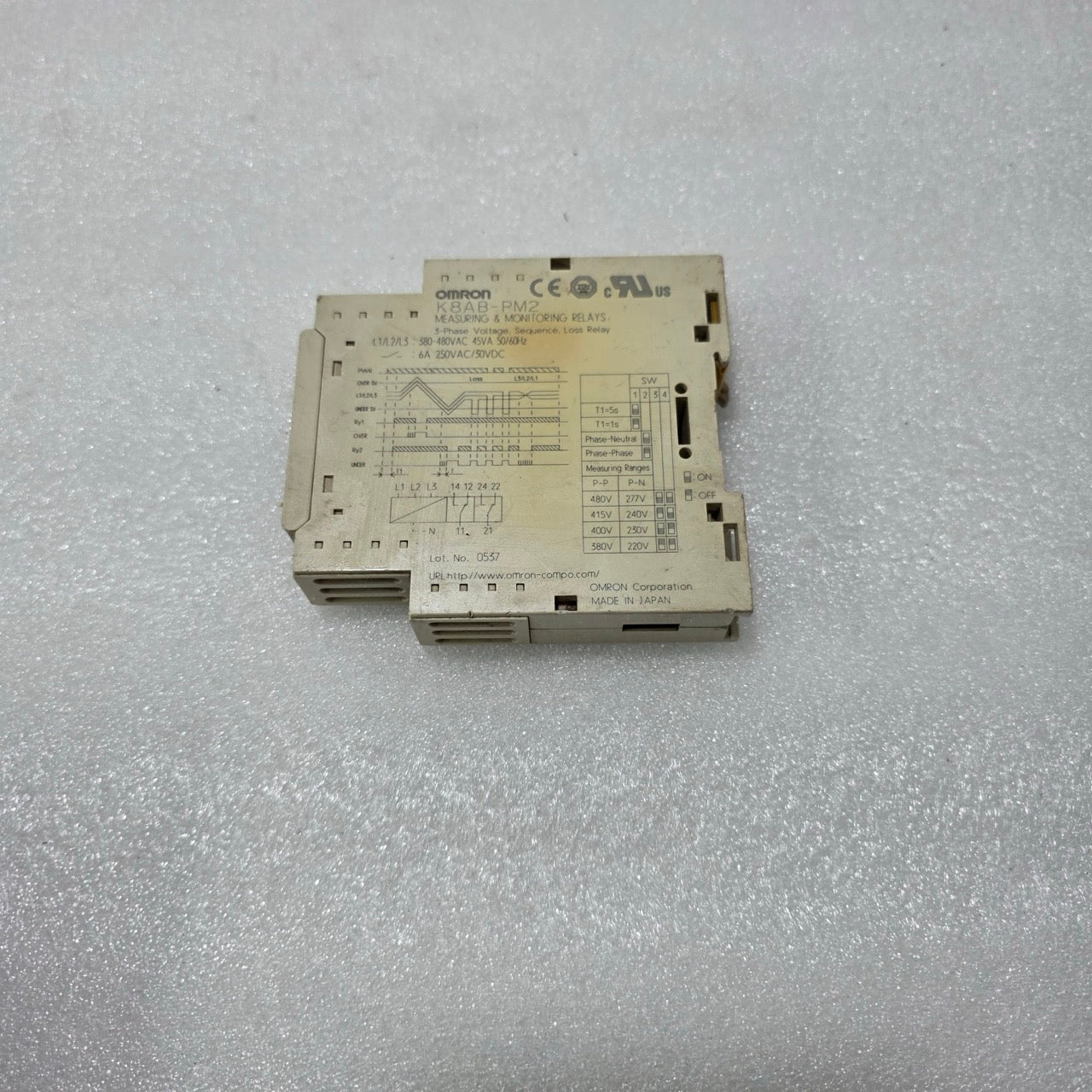 OMRON K8AB-PM2 3-PHASE VOLTAGE MONITORING RELAY, PHASE SEQUENCE & LOSS, 380–480V