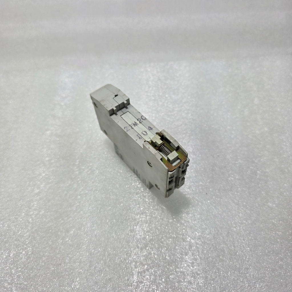 TELEMECANIQUE GC2-M22 MODULAR CONTACTOR RELAY 20A 230V AC COIL DIN RAIL MOUNT