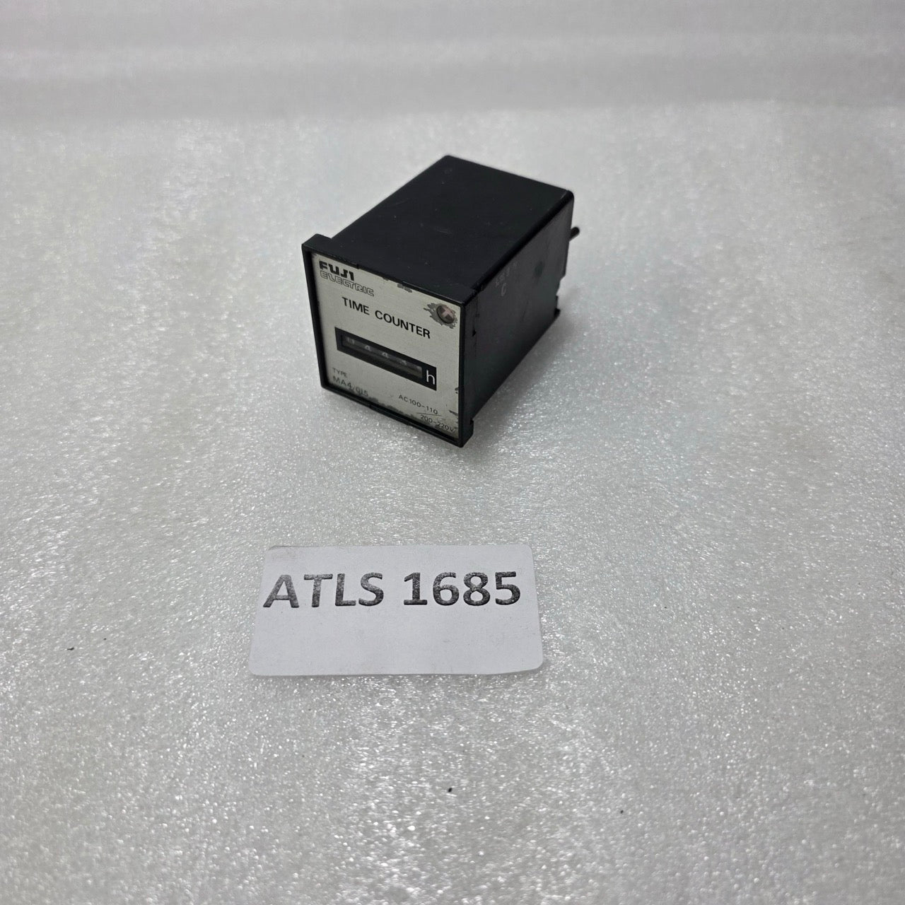 FUJI ELECTRIC MA4-015 TIME COUNTER HOUR METER AC 100–110V / 200–220V