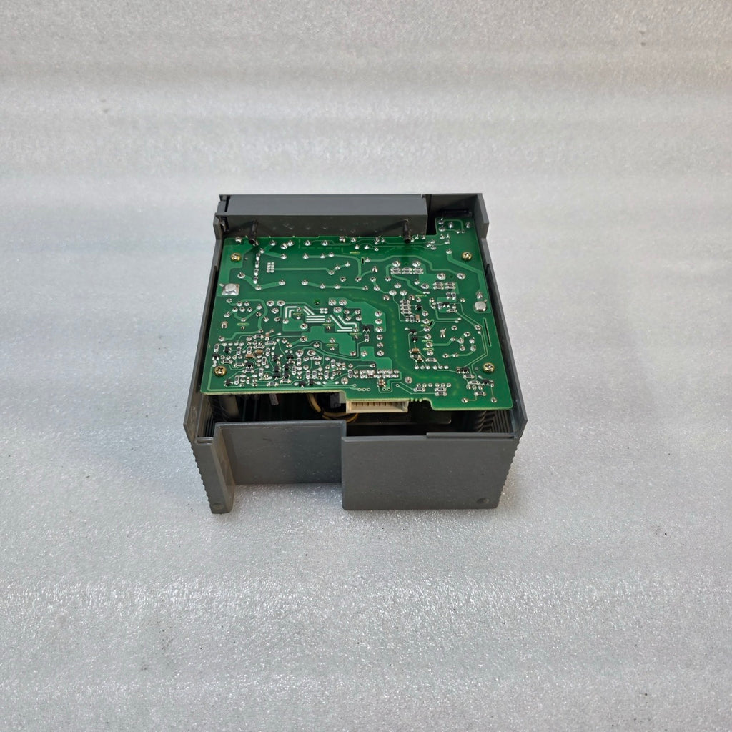ALLEN-BRADLEY 1746-P2 SLC 500 POWER SUPPLY MODULE – 120/240VAC INPUT, 5VDC OUTPU