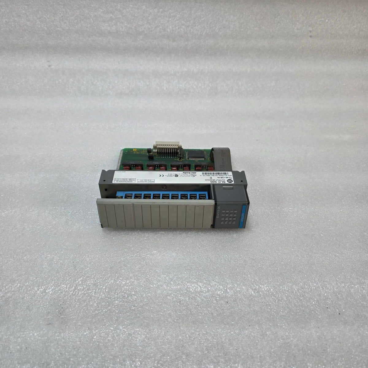 ALLEN 1746-OB16 SLC 500 DIGITAL DC OUTPUT MODULE – 16 POINT, 24V DC SINK