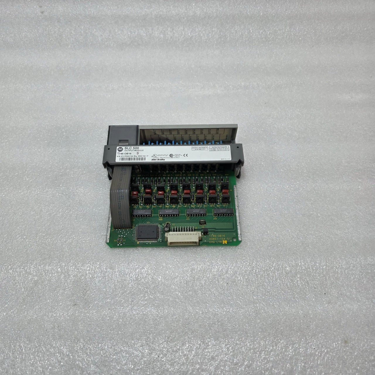 ALLEN 1746-OB16 SLC 500 DIGITAL DC OUTPUT MODULE – 16 POINT, 24V DC SINK