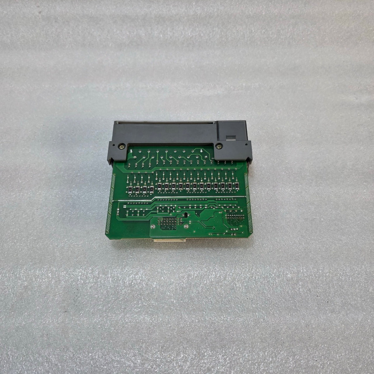 ALLEN-BRADLEY 1746-IA16 SLC 500 DIGITAL AC INPUT MODULE – 16 CHANNEL 85-132VAC P