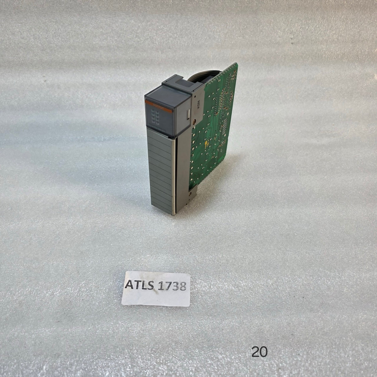 ALLEN 1746-OX8 SLC 500 OUTPUT MODULE – RELAY OUTPUT MODULE, 8 CHANNEL