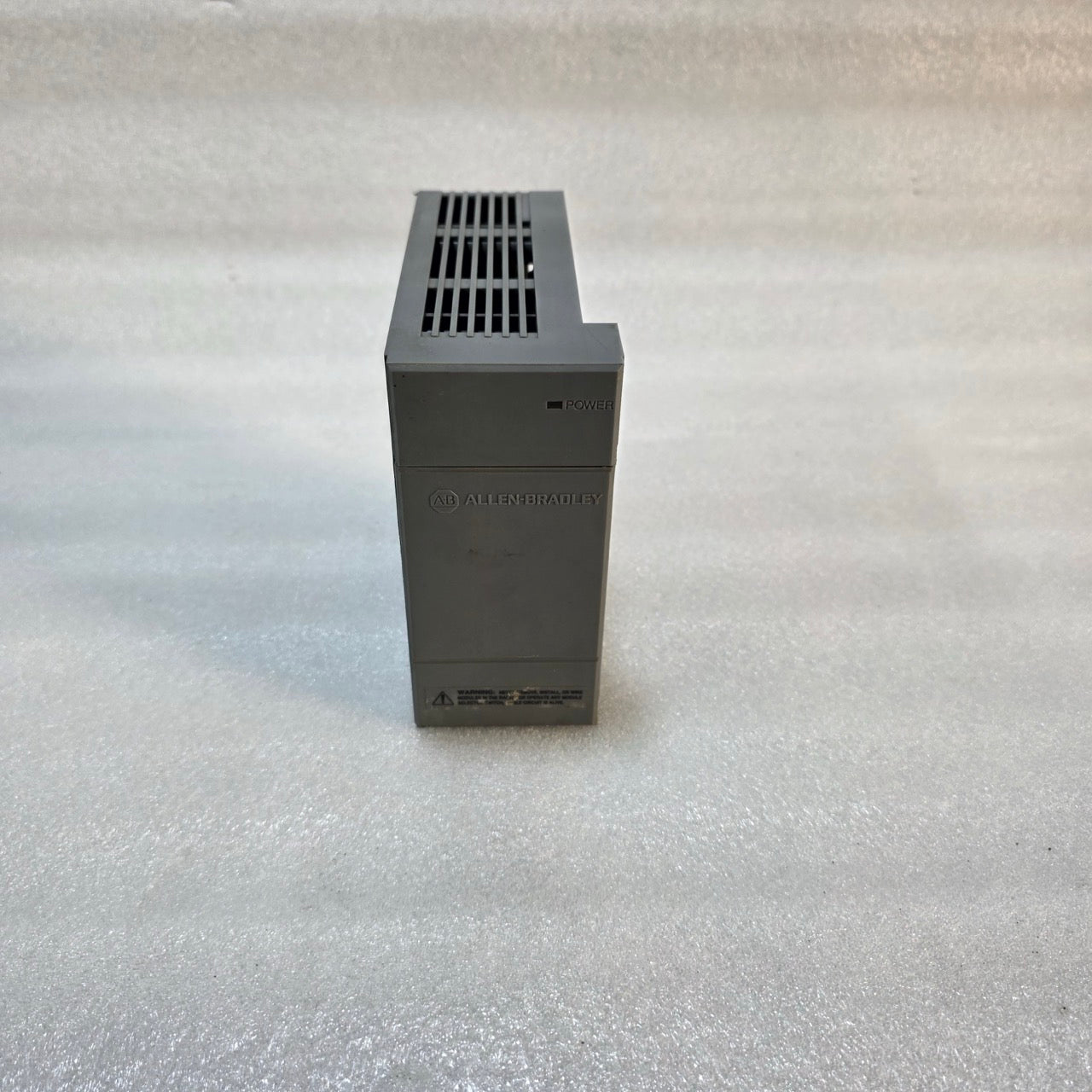 ALLEN-BRADLEY 1746-P1 SLC 500 POWER SUPPLY MODULE – 85-265VAC INPUT, 5VDC/24VDC