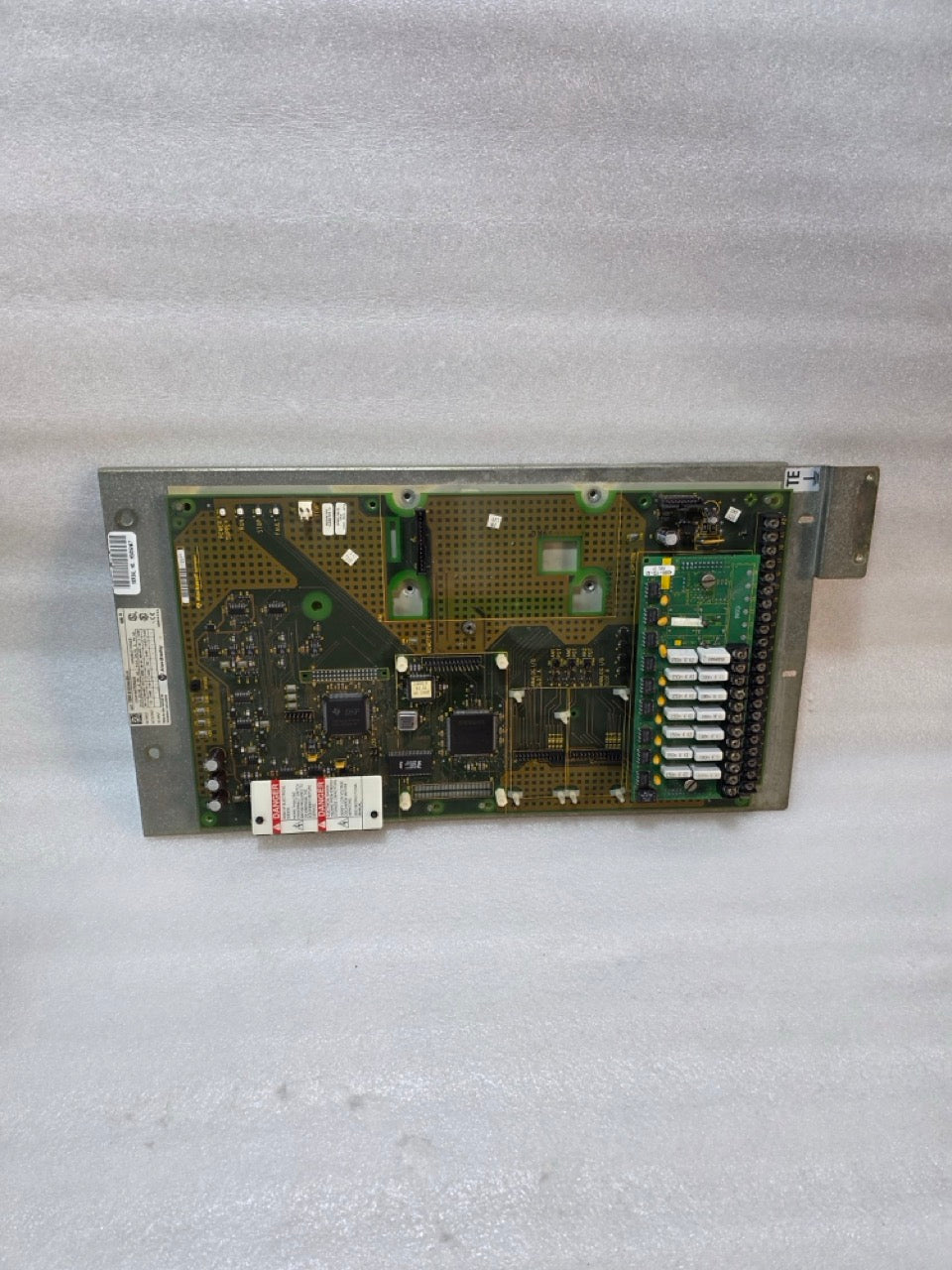 ALLEN 1336F-B100-AA-EN-L6 AC DRIVE CONTROL BOARD / POWER INTERFACE ASSEM