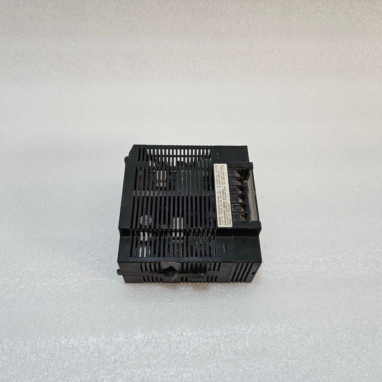 GE FANUC IC693PWR321S PLC POWER SUPPLY MODULE 120/240VAC 125VDC STD MADE IN USA