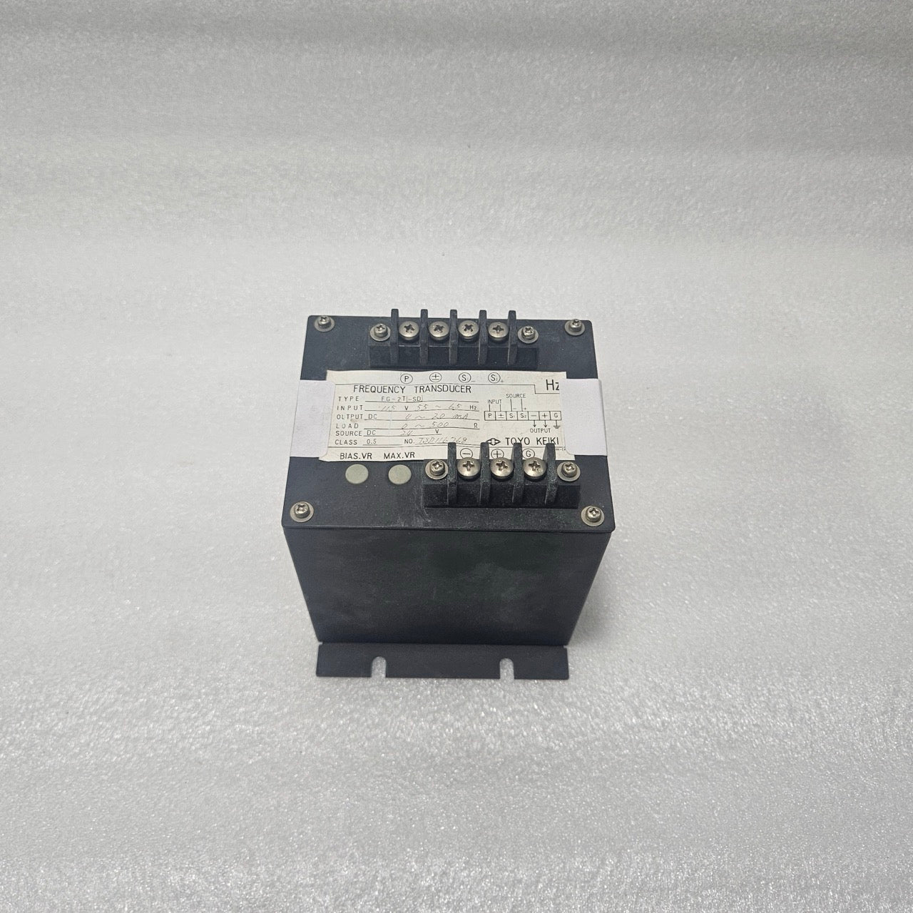 TOYO KEIKI FG-2T-SD FREQUENCY TRANSDUCER 45–65HZ DC 4–20MA CLASS 0.5